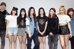 Angelababy và BLACKPINK 'gây sốt' khi cùng chung khung hình