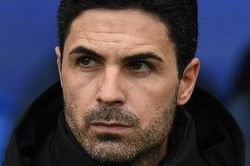 Garry Neville chỉ ra thách thức Arsenal sẽ gặp khi nuôi mộng vô địch Ngoại hạng Anh