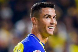 Trọng tài ngỡ ngàng khi nhận được đề nghị đặc biệt từ Ronaldo