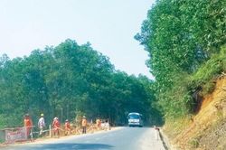Kinh tế Nâng cấp Quốc lộ 49 đảm bảo an toàn giao thông