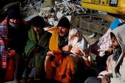 Động đất tại Thổ Nhĩ Kỳ và Syria: Cả thế giới chung tay hỗ trợ