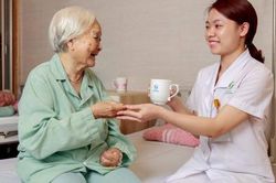 4 cách chăm sóc người bệnh tại nhà