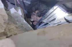 Lời cầu khẩn của người cha Syria mất 6 đứa con sau động đất hủy diệt