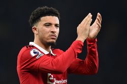 Tiểu vương Qatar lên kế hoạch sở hữu cả MU và PSG