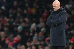 Tin nóng bóng đá tối 11/2: MU đón tin rất xấu trước trận gặp Barca