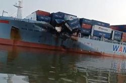 TP Hồ Chí Minh: Hai tàu chở container đâm nhau trên sông Lòng Tàu