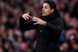VAR không phát hiện ra việt vị, Arsenal mất điểm oan?