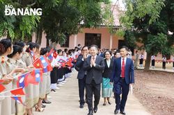 Cầu nối tình hữu nghị Việt - Lào