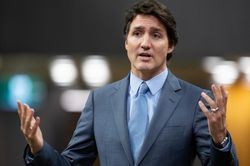 Chiến đấu cơ Mỹ bắn hạ thêm 'vật thể lạ' bay qua Canada