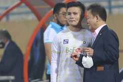 'Quang Hải nên về lại Việt Nam, tình hình bây giờ rất khó rồi'