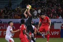 HLV Thạch Bảo Khanh: '5 phút cuối trận rất thú vị'