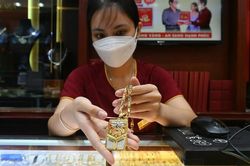 Giá vàng hôm nay 14/2: Chờ một 'cú huých' mạnh từ kinh tế Mỹ