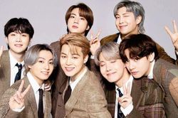 BTS gia nhập 'Câu lạc bộ 10 tỷ Won' với số cổ phiếu khổng lồ từ HYBE