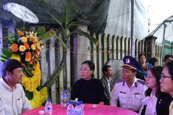 Thăm viếng, hỗ trợ các gia đình nạn nhân trong vụ tai nạn giao thông tại Quảng Nam