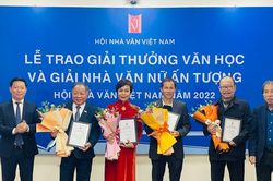 Trao Giải thưởng Hội Nhà văn năm 2022: Lĩnh vực lý luận phê bình 'trắng' giải
