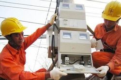 EVN kêu 'lỗ nặng', đề xuất tăng giá điện, Bộ Công Thương nói gì?