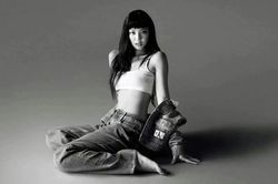 Jennie Blackpink 'đánh sập' trang web của Calvin Klein