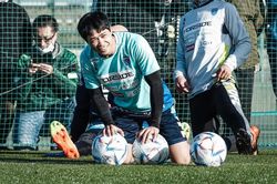 Công Phượng có thể đá chính cho Yokohama FC?
