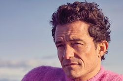 Orlando Bloom khoe vóc dáng như tượng tạc ở tuổi 46
