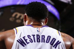 Tương lai vô định của Russell Westbrook hậu 'bị đuổi' khỏi Los Angeles Lakers