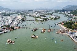 Khánh Hòa: Dự án cầu Xóm Bóng chậm tiến độ