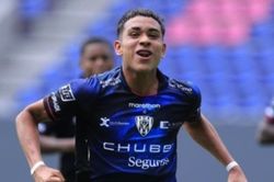 Sao trẻ 15 tuổi được nhiều đội bóng lớn theo đuổi là ai?