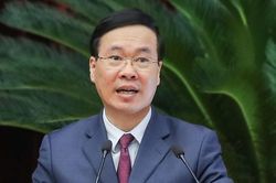 'Trí thức, nhà khoa học, văn nghệ sĩ cần giữ vững cốt cách như tùng, như bách'
