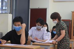 Tuyển sinh lớp 10: Hà Nội khảo sát lấy ý kiến thi 3 hay 4 môn