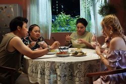 Sau khi liên tiếp lập kỷ lục phòng vé, 'Nhà Bà Nữ' của Trấn Thành sẽ 'xuất ngoại'?