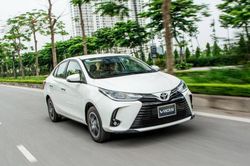 Loạt xe sedan giảm giá mạnh kéo khách đầu năm mới