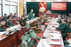 Ủy ban Quốc phòng và An ninh khảo sát tại Binh đoàn 15