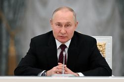 Ông Putin dự đoán tiêu thụ khí đốt tự nhiên toàn cầu