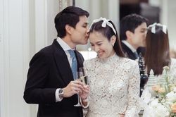 Mỹ nhân chuyển giới Nong Poy xinh đẹp tựa như công chúa trong lễ ăn hỏi đặc biệt