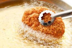Bỏ thứ này vào chảo trước khi chiên rán: Món ăn chín đều vàng ươm, thơm ngon vô cùng hấp dẫn