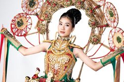Nguyễn Thanh Hà mang trang phục lấy cảm hứng từ múa rối nước đi thi quốc tế