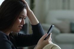 Phải làm gì nếu điện thoại của bạn đột nhiên không hoạt động?