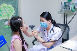 Phòng bệnh sởi, thủy đậu cho trẻ