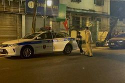 Phụ huynh và học sinh thuê nhầm 'ma men' chở đi thăm quan Hà Nội