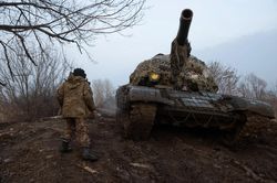 Một năm xung đột quân sự Ukraine: Châu Âu khao khát hòa bình