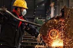 Giá thép hôm nay 21/2: Toàn bộ sàn giao dịch tăng giá