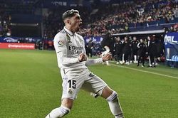 Liverpool vs Real Madrid: Vị trí nào cho Fede Valverde?