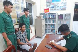 Bắt quả tang đối tượng tàng trữ trái phép chất ma túy