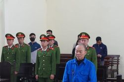 Tài xế say rượu quật ngã CSGT bị phạt 12 tháng tù