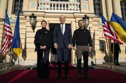 Những thông điệp chính từ chuyến thăm Ukraine bất ngờ của Tổng thống Mỹ