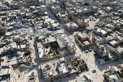 Động đất ở Syria: Ai Cập điều tàu hải quân chở hàng cứu trợ