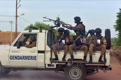 Ít nhất 8 binh sĩ thiệt mạng do tấn công thánh chiến ở Burkina Faso
