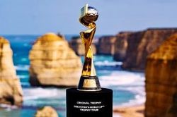 Việt Nam đón Cúp vàng FIFA World Cup nữ vào ngày 4/3