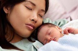 Bác sĩ sản khoa giải đáp chi tiết: Chọn sinh mổ chủ động khi nào?