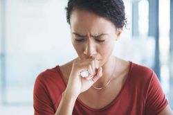 Làm thế nào để kiểm soát tình trạng viêm phế quản dị ứng?