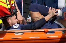 Neymar dính chấn thương nghiêm trọng